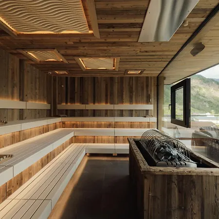 Ξενοδοχείο Pachmair 1453 4*